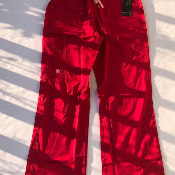 Scrub set by Meavn - Picture 2 of 5